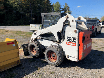 Main image Bobcat S205