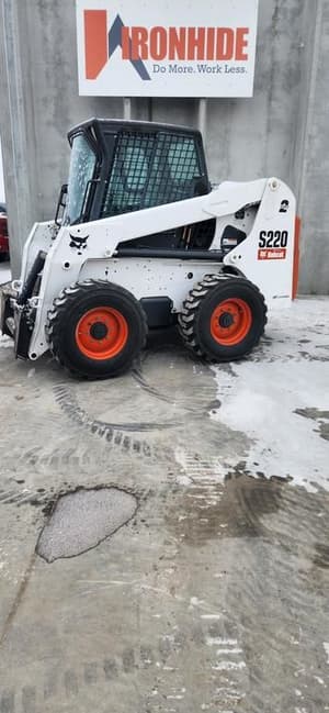 2006 Bobcat S220 Image