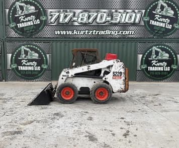 Main image Bobcat S220