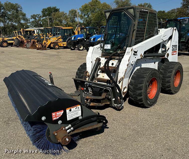 Image of Bobcat S220 Primary image