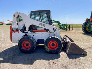 Main image Bobcat S250 4