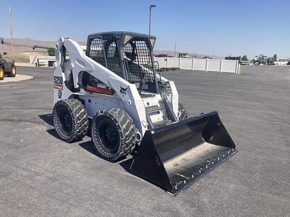 Image of Bobcat S250 equipment image 3