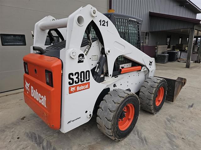 Image of Bobcat S300 equipment image 4