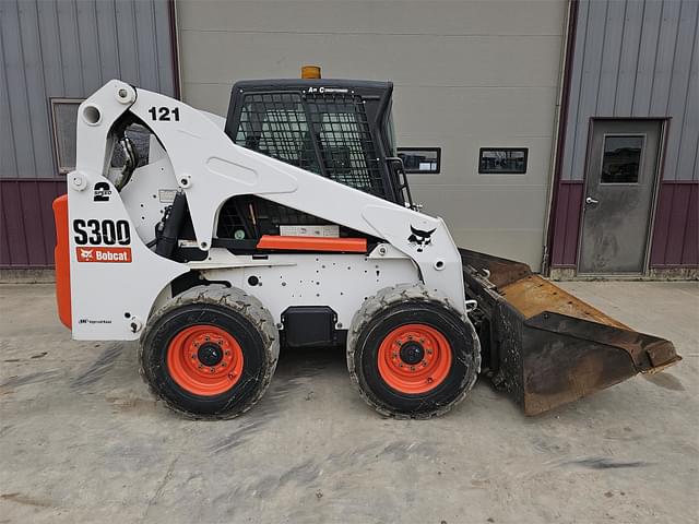 Image of Bobcat S300 equipment image 1