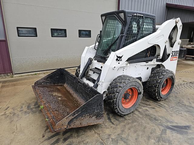 Image of Bobcat S300 equipment image 1