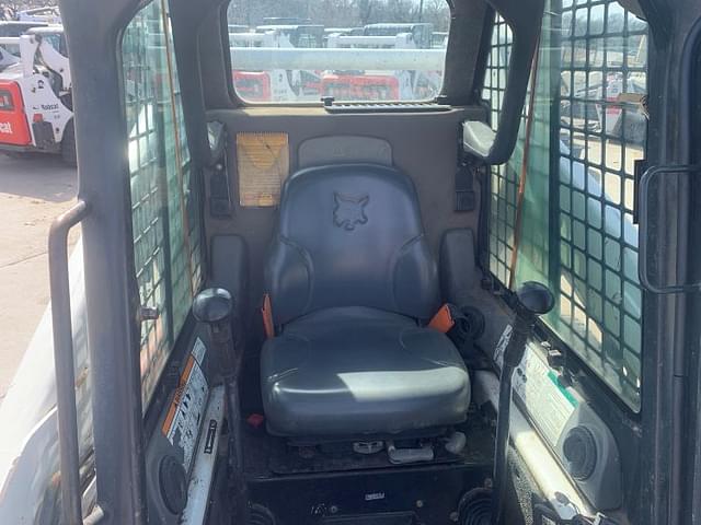 Image of Bobcat T190 equipment image 4