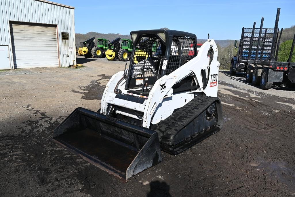 Main image Bobcat T190