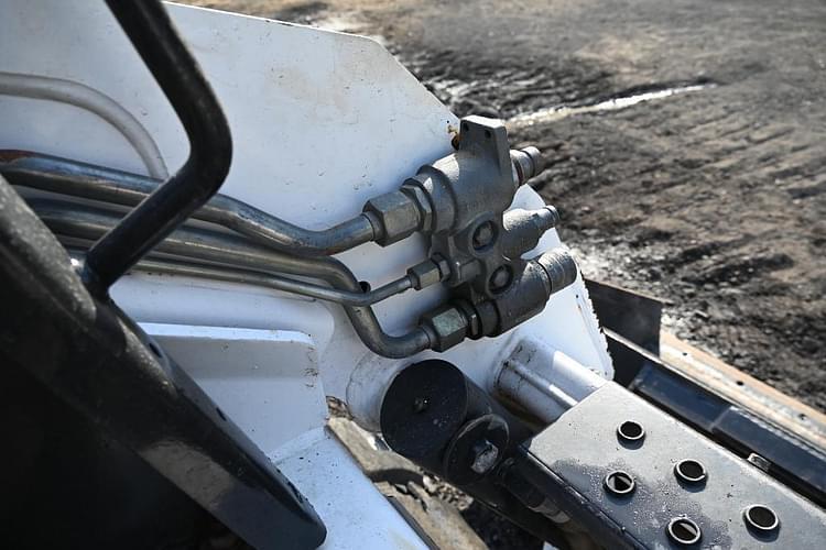 Main image Bobcat T190 32