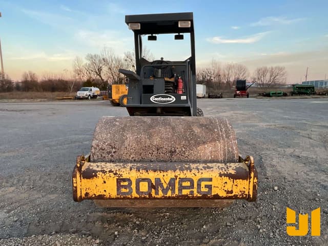 Image of Bomag BW177DH-3 equipment image 1