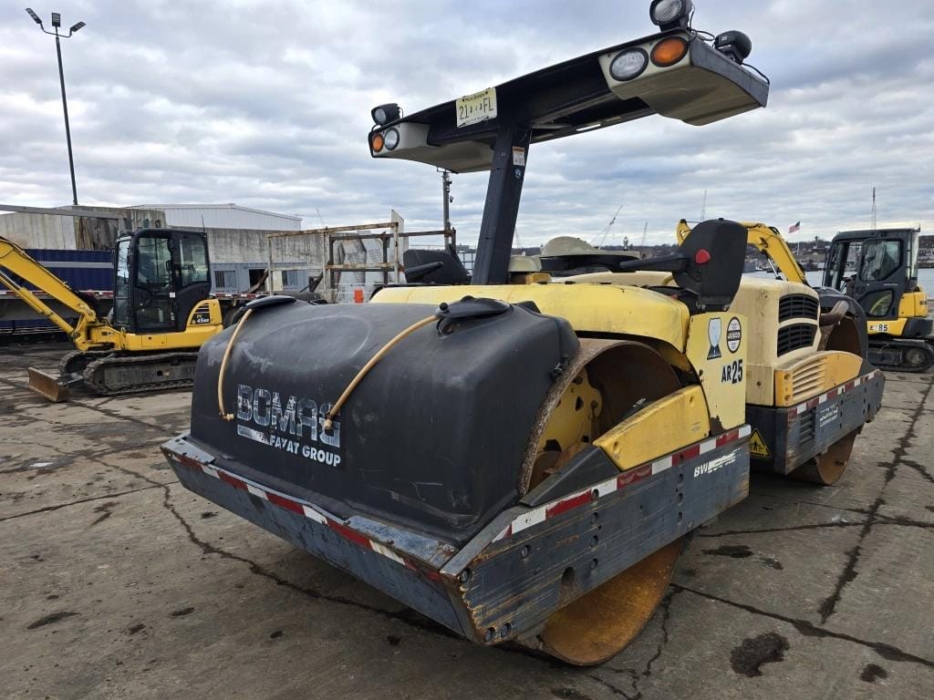 2006 Bomag BW284D Equipment Image0