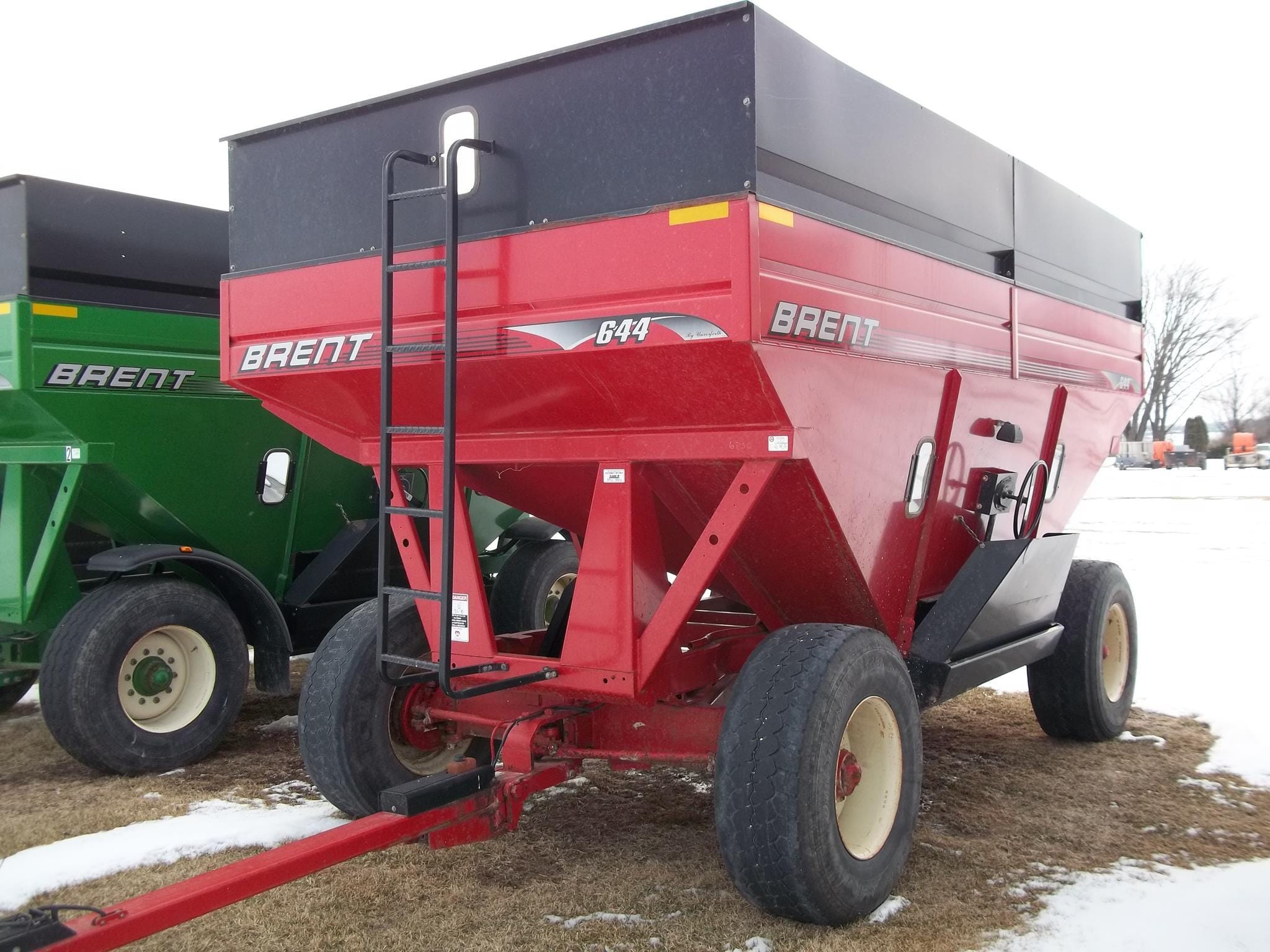 2006 Brent 644 Equipment Image0