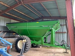 2006 Brent 880 Image