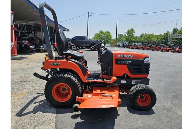Image of Kubota BX2230 equipment image 3