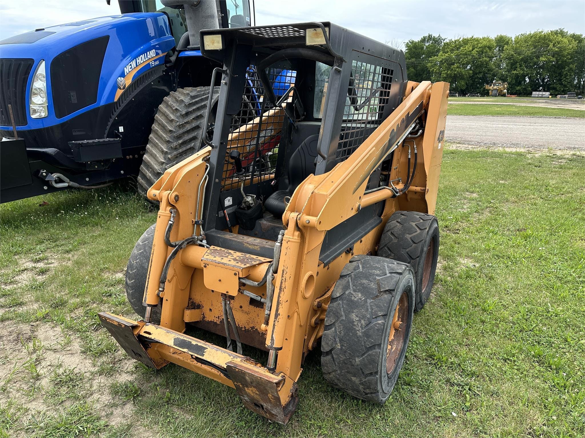 2006 Case 430 Equipment Image0