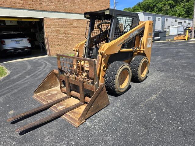 Image of Case 440 equipment image 2