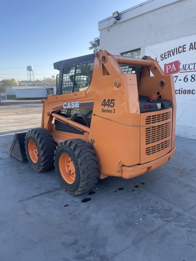 Image of Case 445 equipment image 3