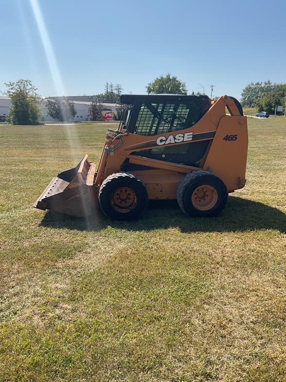 Image of Case 465 equipment image 1