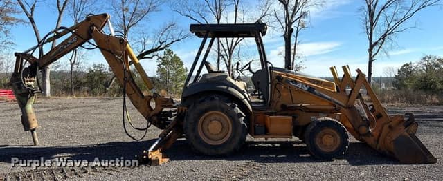 Image of Case 580M Series 2 equipment image 3