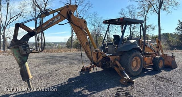 Image of Case 580M Series 2 equipment image 4