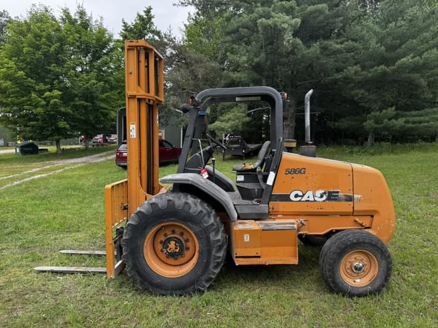 Image of Case 586G equipment image 1