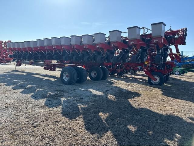Image of Case IH 1200 equipment image 2
