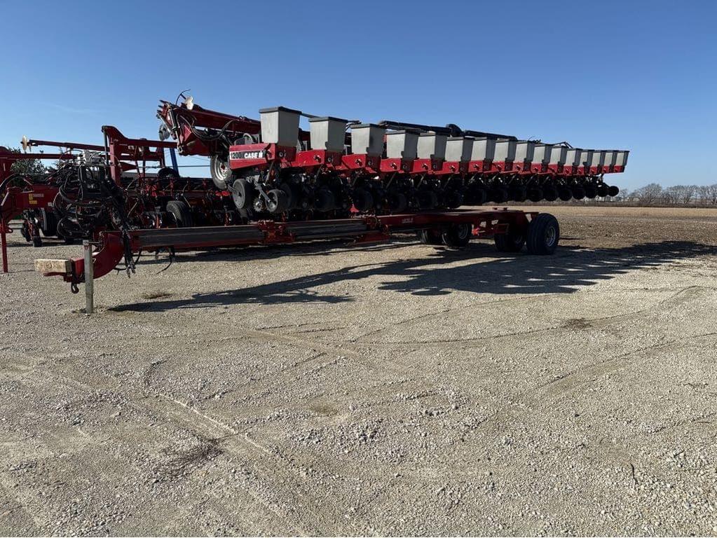 Image of Case IH 1200 Primary image