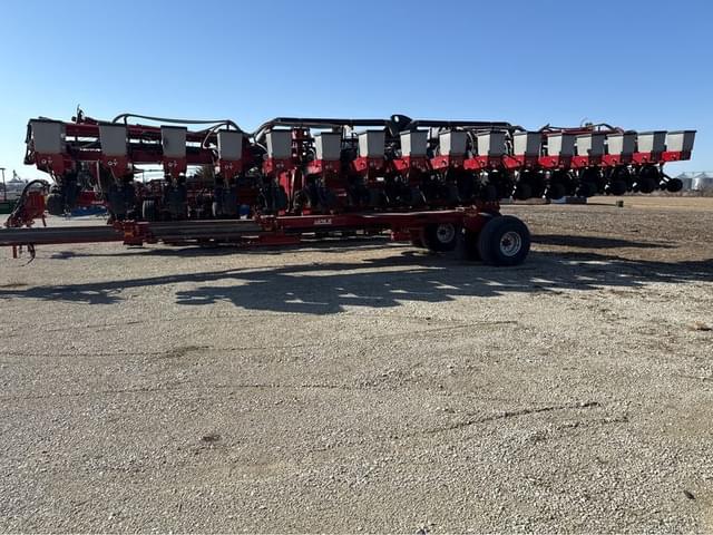 Image of Case IH 1200 equipment image 1