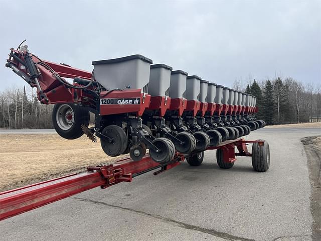 Image of Case IH 1200 equipment image 1