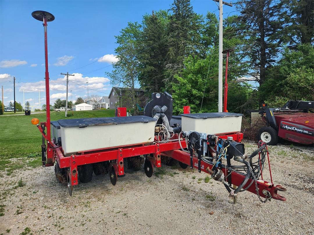 Image of Case IH 1220 Primary image