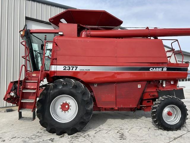 Image of Case IH 2377 equipment image 2