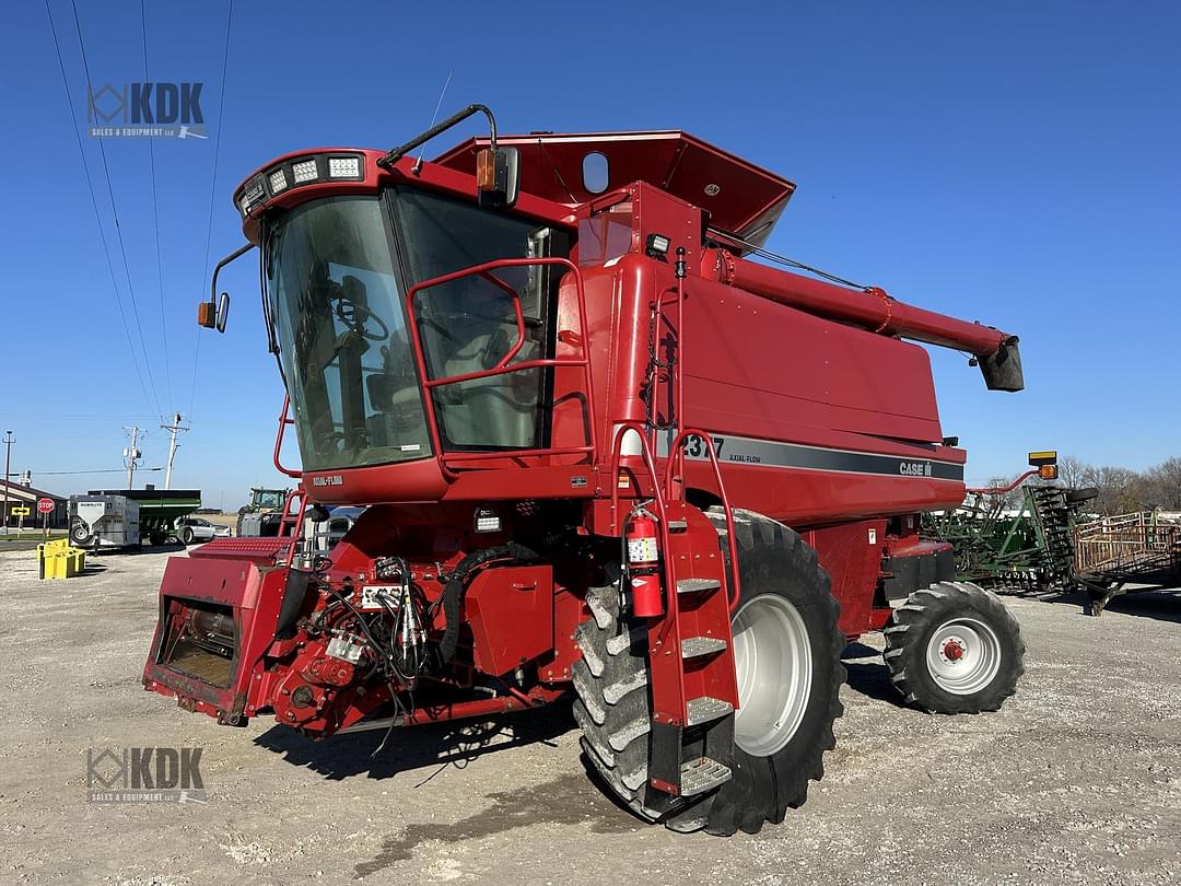 Image of Case IH 2377 Primary image