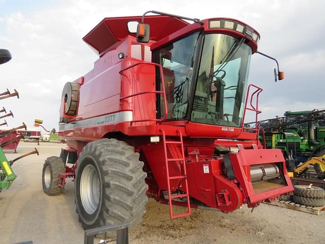 Image of Case IH 2377 equipment image 4