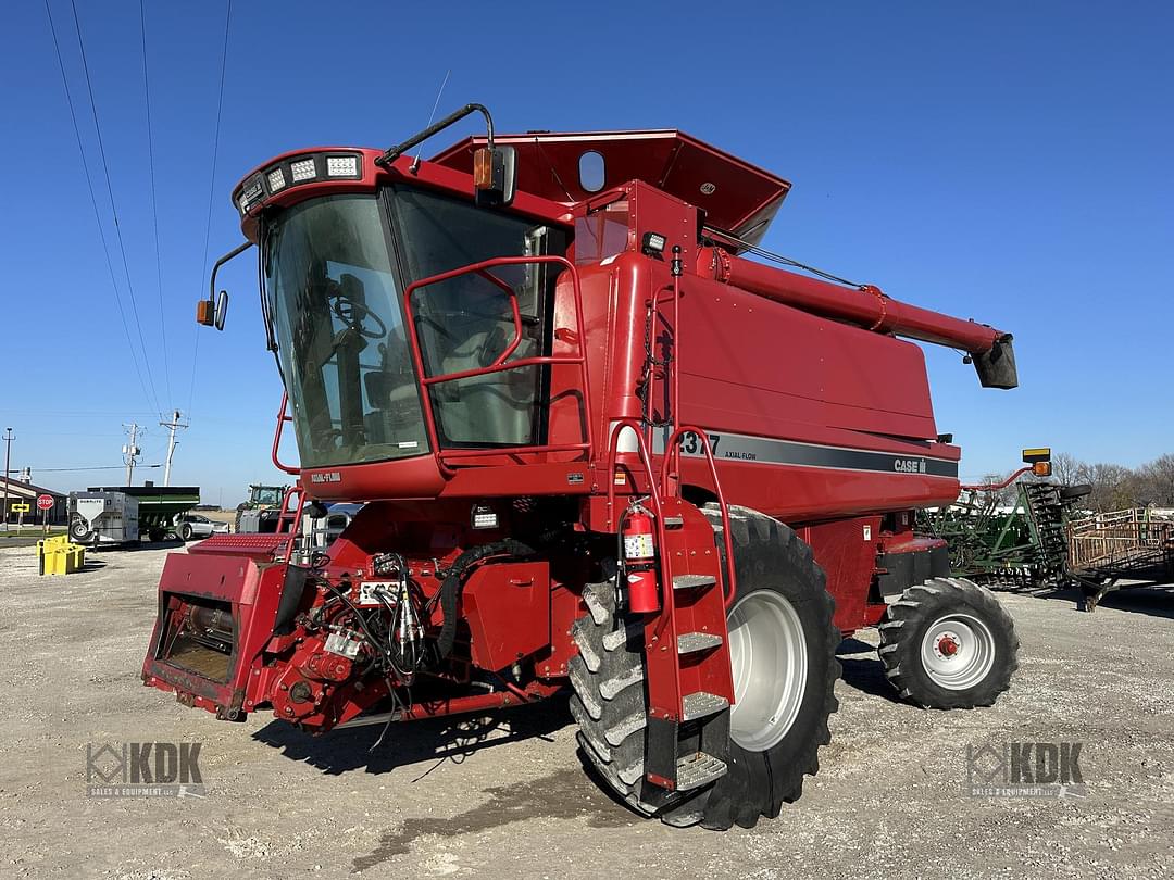 Image of Case IH 2377 Primary image