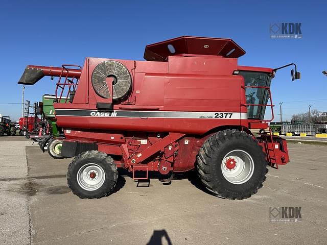 Image of Case IH 2377 equipment image 4