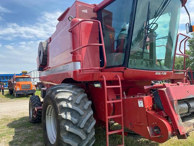 Image of Case IH 2377 equipment image 1