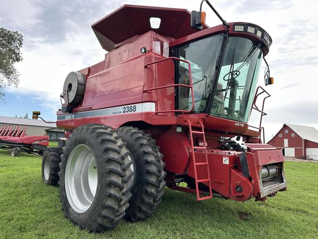 Image of Case IH 2388 equipment image 2