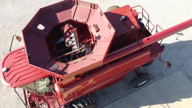 Image of Case IH 2388 equipment image 2