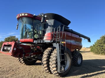 Main image Case IH 8010