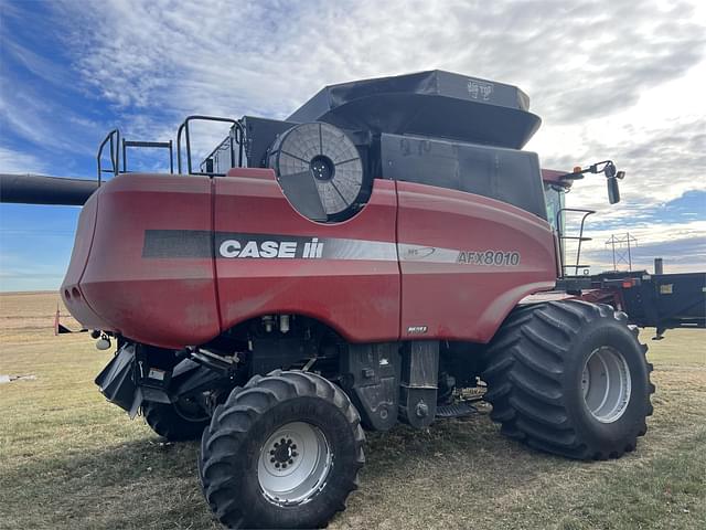 Image of Case IH 8010 equipment image 2