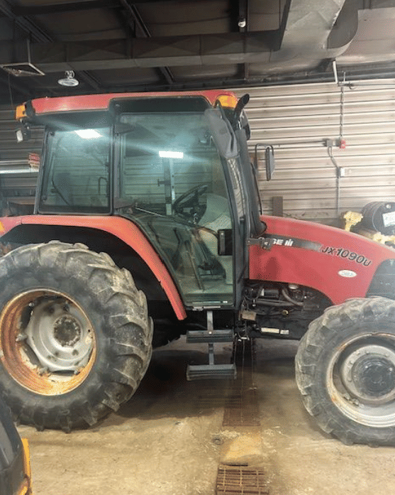 Image of Case IH JX1090U equipment image 3
