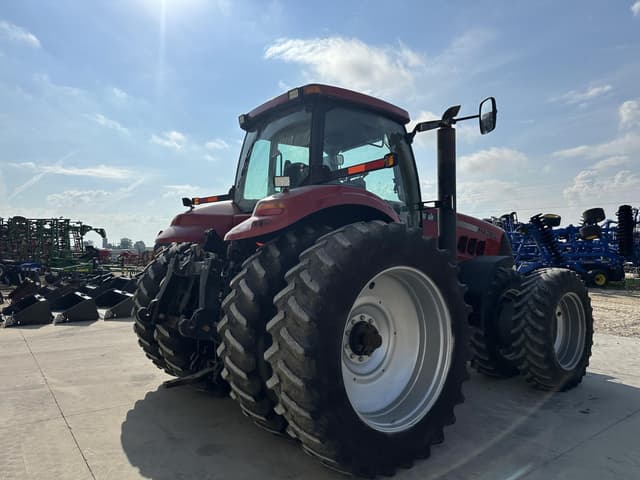 Image of Case IH Magnum 275 equipment image 2