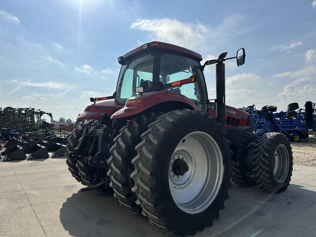 Image of Case IH Magnum 275 equipment image 2