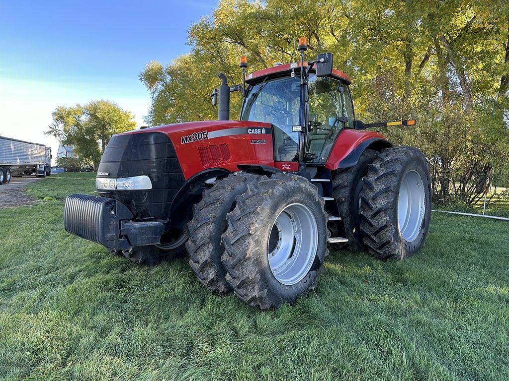 Image of Case IH Magnum 305 Primary image