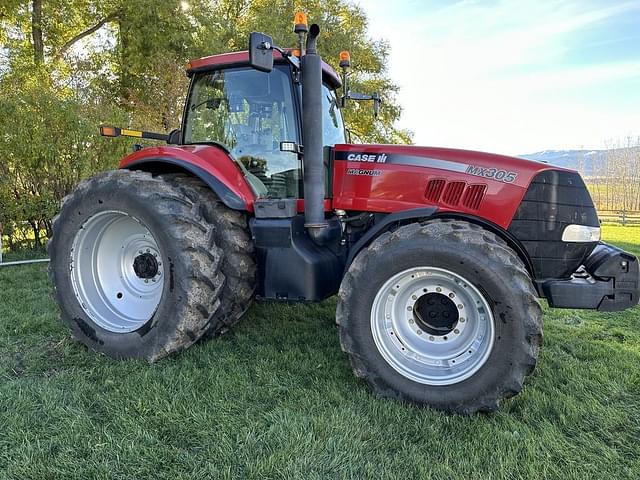 Image of Case IH Magnum 305 equipment image 3