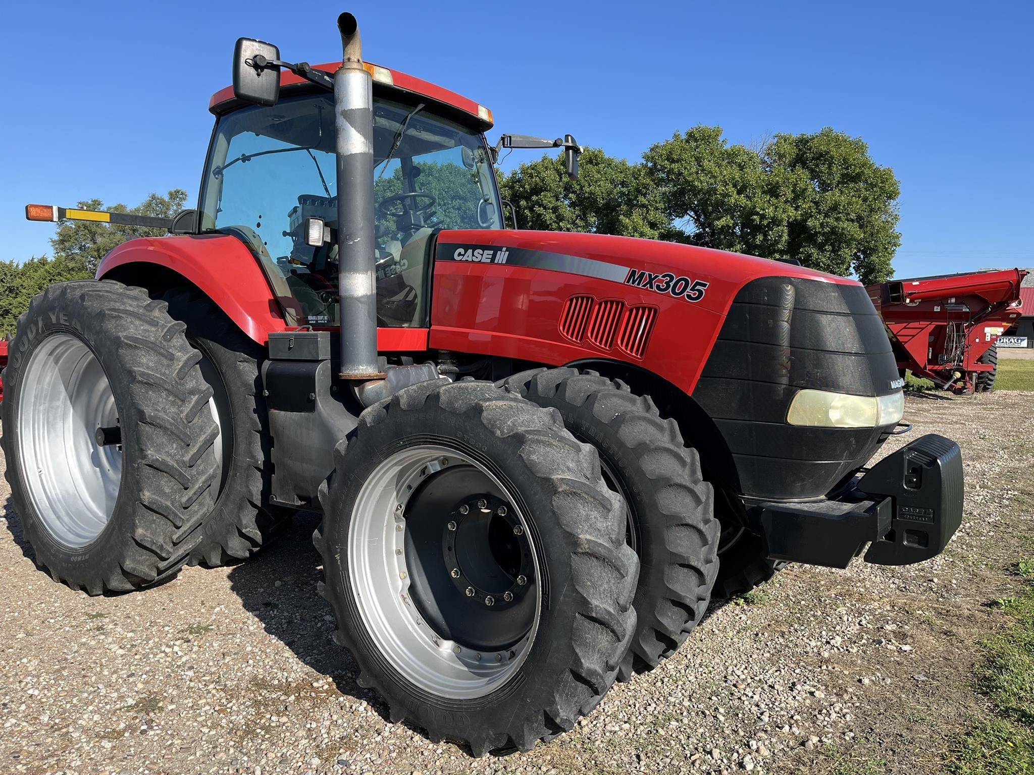 2006 Case IH MX305 Equipment Image0