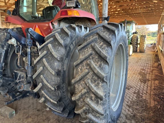 Image of Case IH MX210 equipment image 4