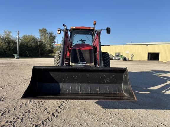 Image of Case IH MX215 equipment image 1