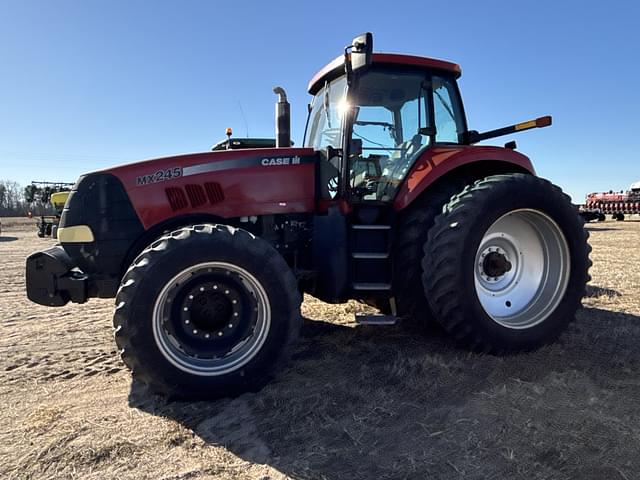 Image of Case IH MX245 equipment image 2