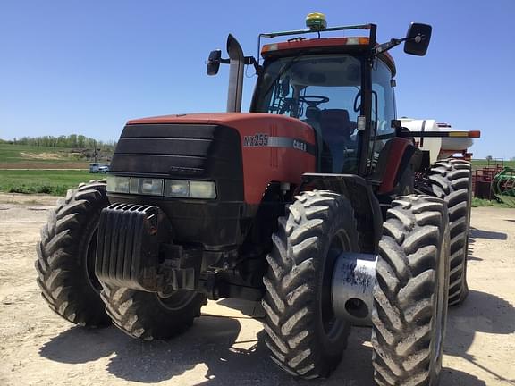 Image of Case IH MX255 equipment image 1