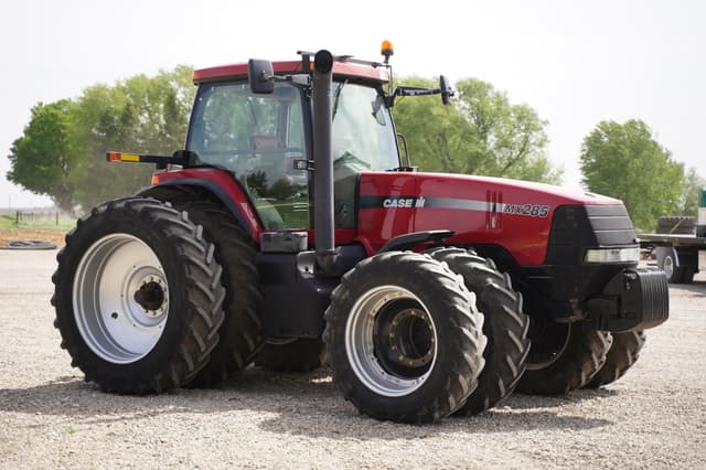 Image of Case IH MX285 equipment image 2